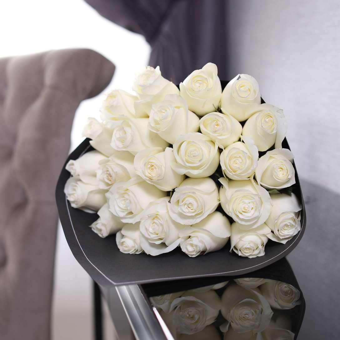 Букет из 25 роз 