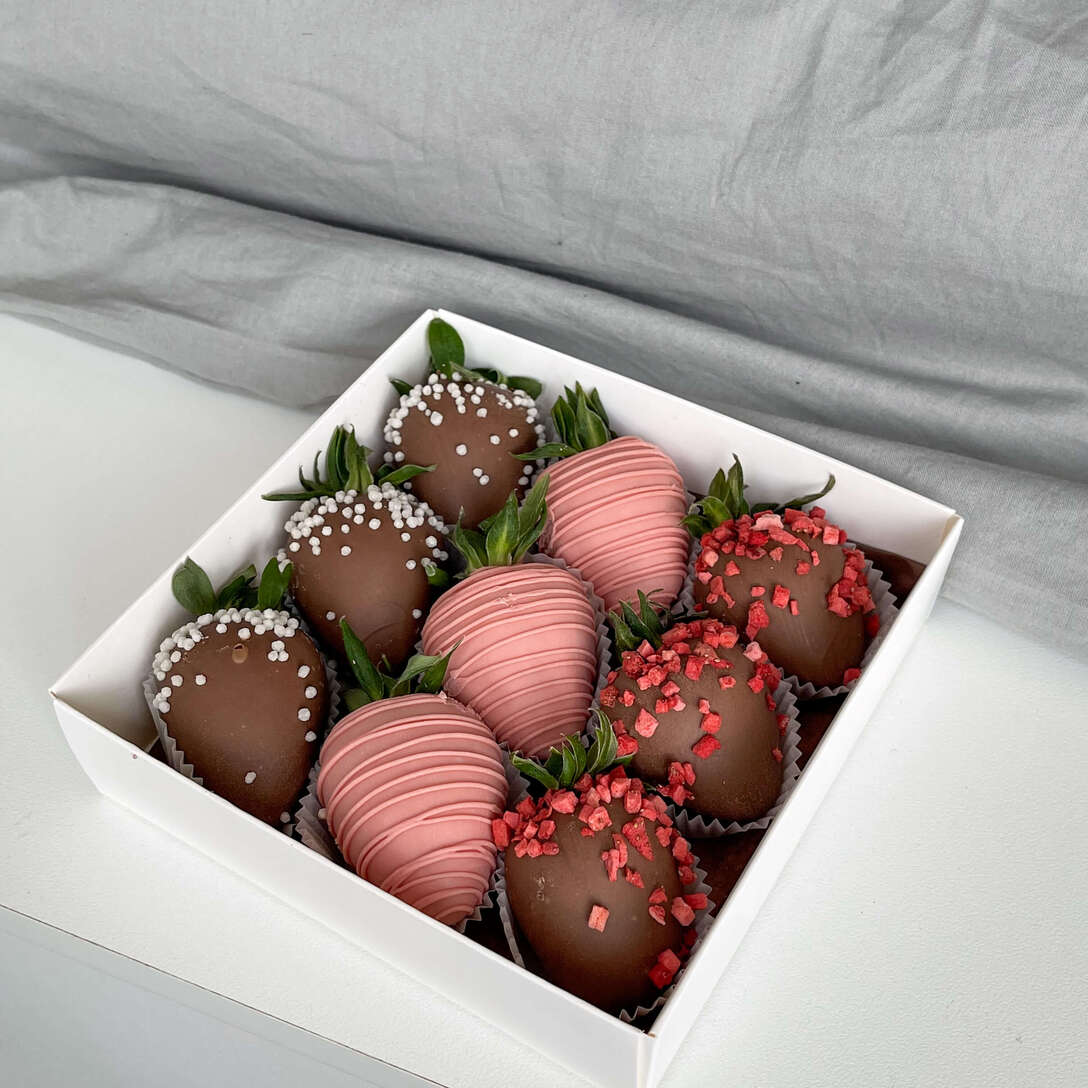 Набор клубники в шоколаде 