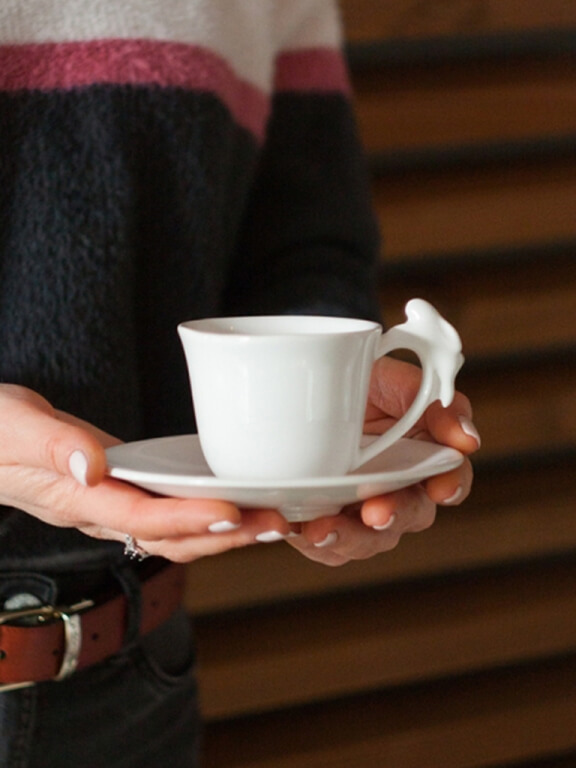 Кофейная чашечка с кроликом