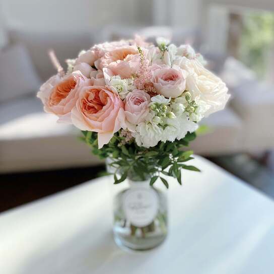 Букет "Allure" в вазе