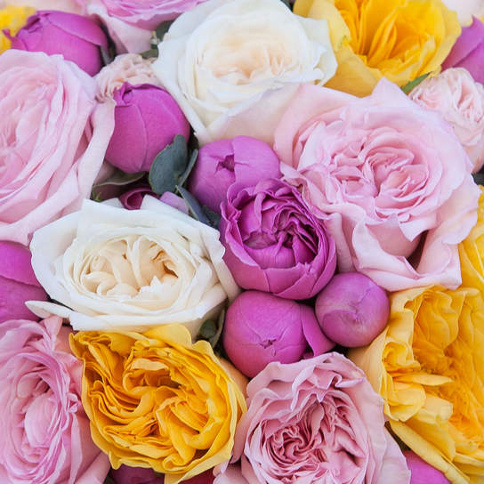 Букет "Clare" в шляпной коробке Grand Mini BLUE