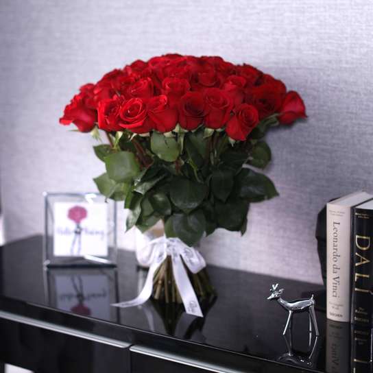 Букет из 51 розы "Freedom"