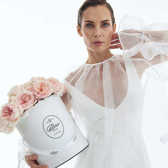 Шляпная коробка Grand "Розы японские Tsumugi" WHITE