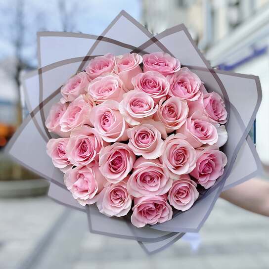 Букет из 25 роз "Senorita"