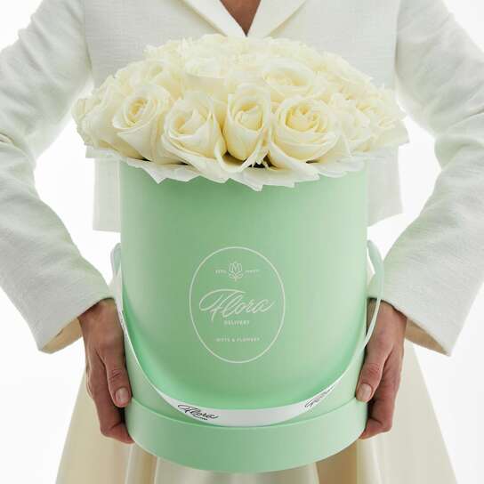 Шляпная коробка Grand "Розы Proud" GREEN