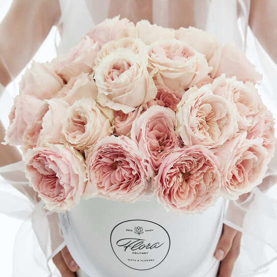 Шляпная коробка Grand "Розы японские Tsumugi" WHITE