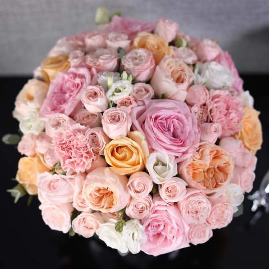 Букет "Adele" шляпной коробке Grand Mini WHITE