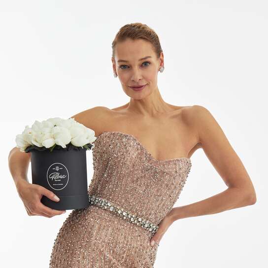 Шляпная коробка Petit "Пионы белые" BLVCK