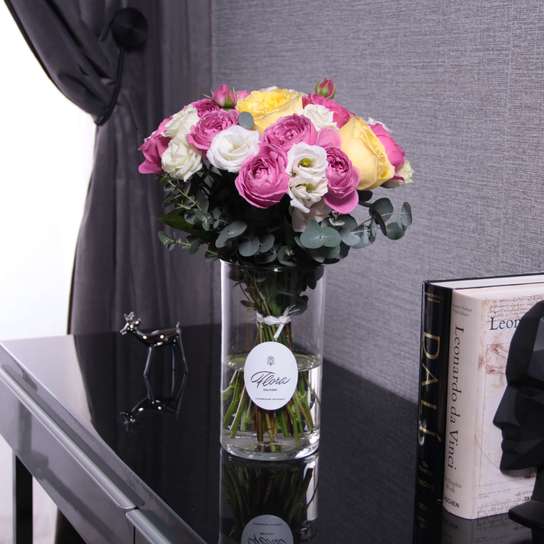 Букет "Woodford" в вазе