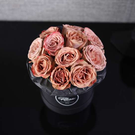 Шляпная коробка Demi "Розы Cappucino" BLVCK