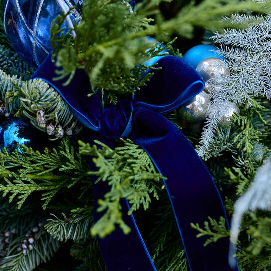 Венок новогодний "Сапфир"