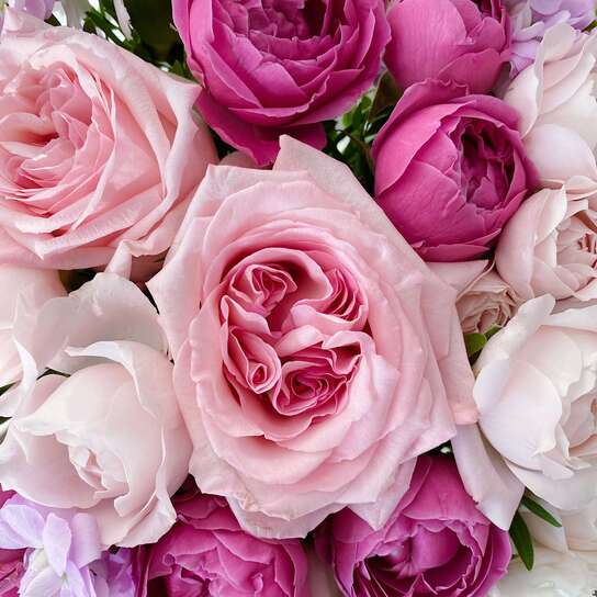 Букет "Glory" в вазе