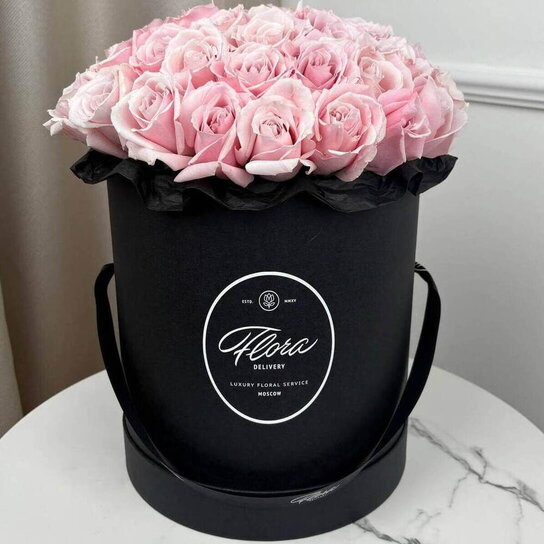 Шляпная коробка Grand "Розы Sweet Escimo" BLVCK