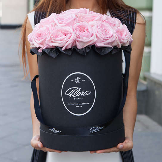 Шляпная коробка Grand "Розы Pink O'Hara" BLVCK