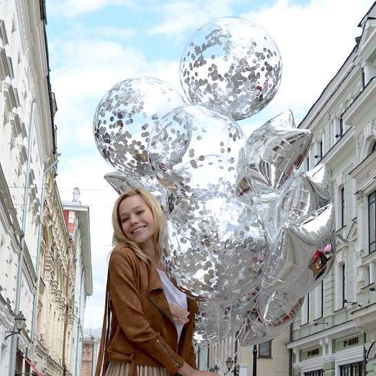 Набор прозрачных шаров с конфетти и серебряных звездочек (13 шт)