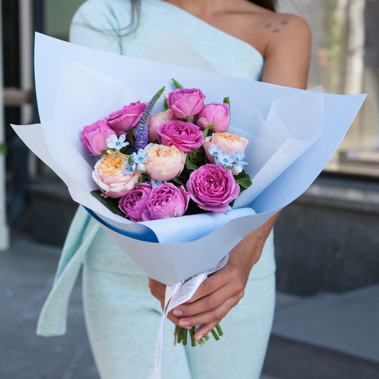 Букет "Magenta Blue"