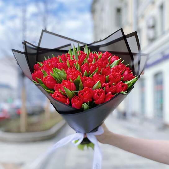 Букет из 49 красного тюльпана Фото 3