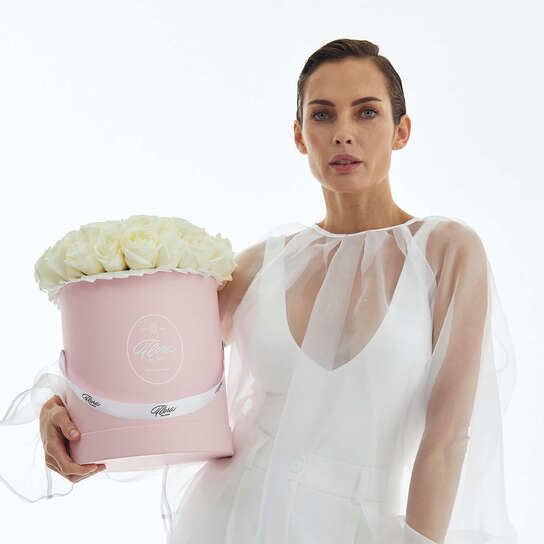 Шляпная коробка Grand "Розы Proud" PINK