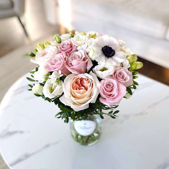 Букет "Breeze" в вазе