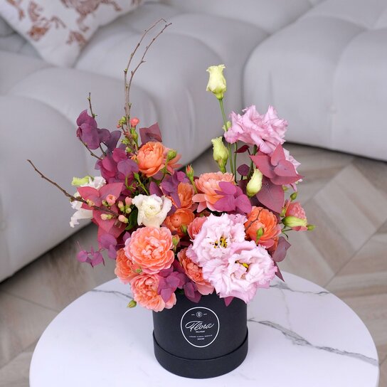 Букет "Joyce" в шляпной коробке Demi BLVCK Фото 2