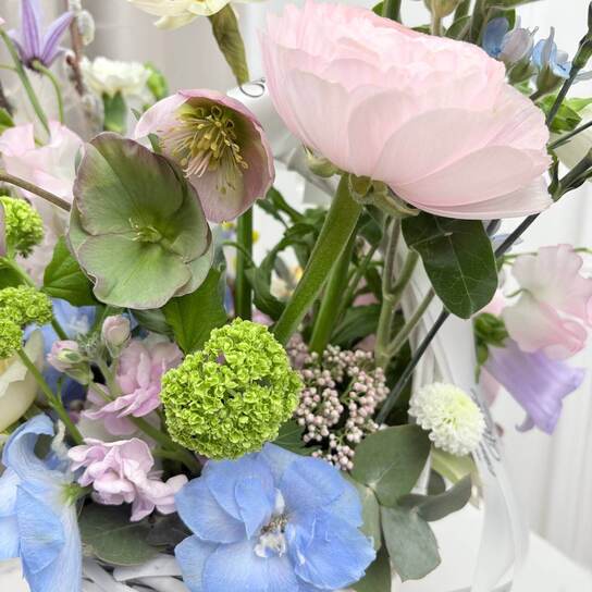 Весенняя композиция в корзине №7 Фото 2