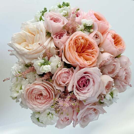 Букет "Allure" в вазе