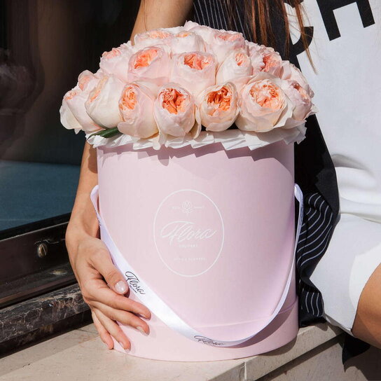 Шляпная коробка Grand "Розы Austin Juliet" PINK