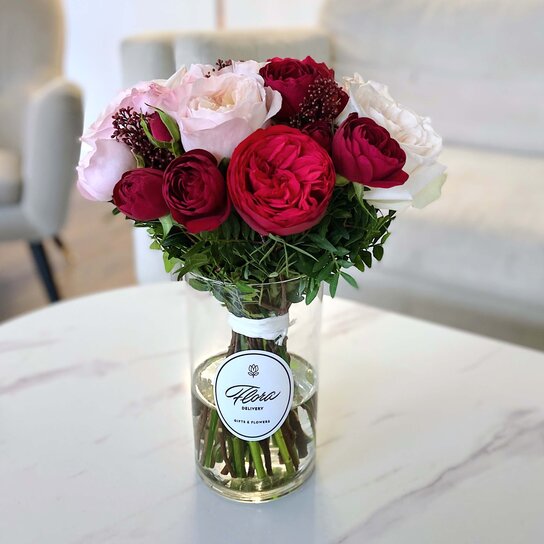 Букет Jaclyn в вазе Фото 2