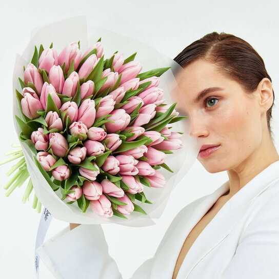 Букет из 51 тюльпана "Pink"