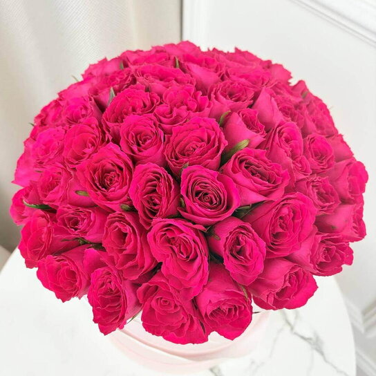 Шляпная коробка Grand с малиновыми розами PINK Фото 2